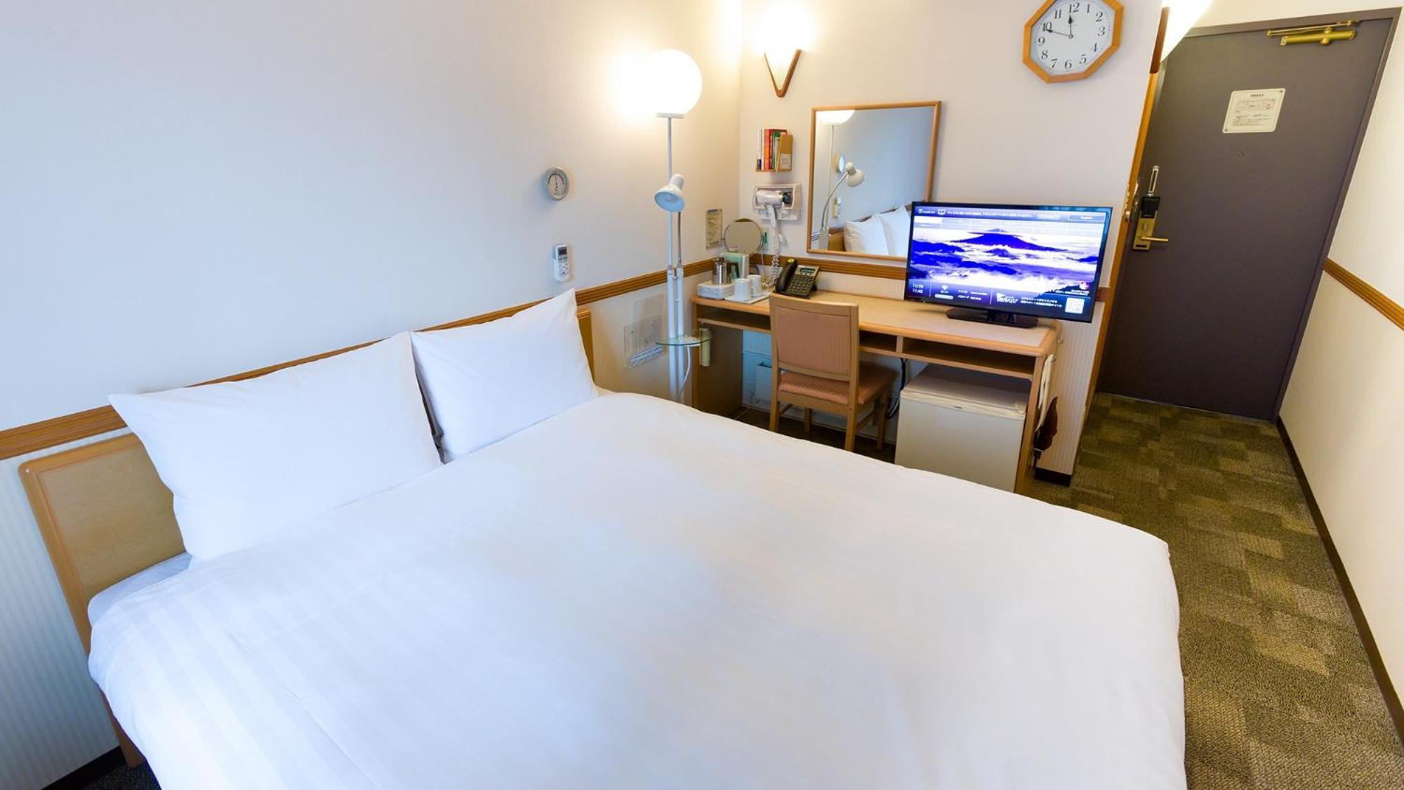 Toyoko Inn Okinawa Naha Asahibashi Ekimae Quarto foto