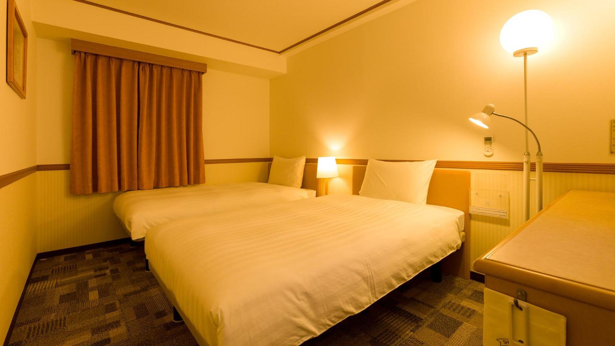 Toyoko Inn Okinawa Naha Asahibashi Ekimae Quarto foto