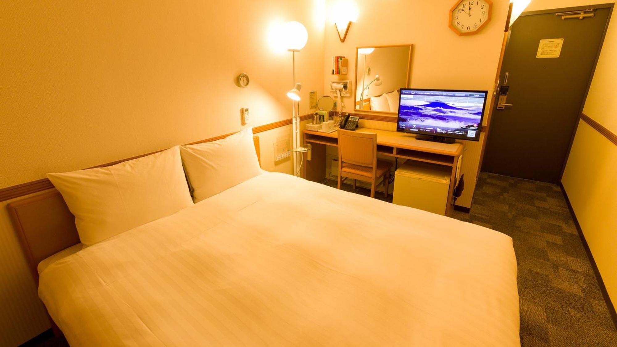 Toyoko Inn Okinawa Naha Asahibashi Ekimae Quarto foto