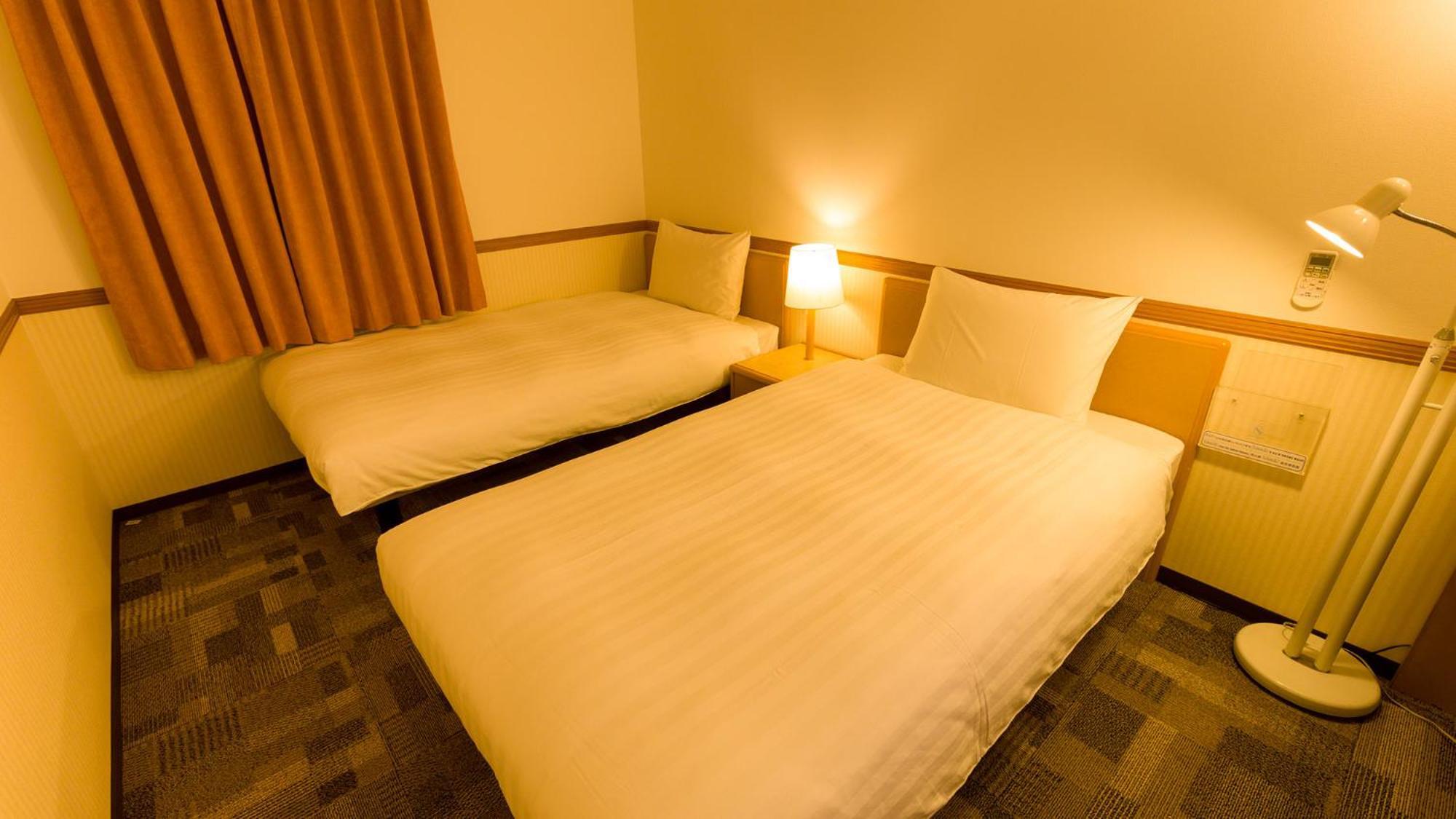 Toyoko Inn Okinawa Naha Asahibashi Ekimae Quarto foto